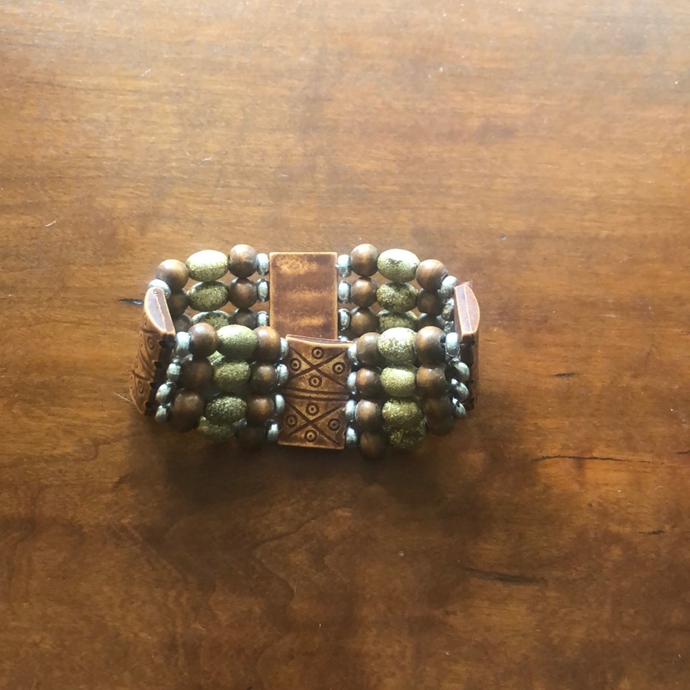 Wood and gold bead bracelet